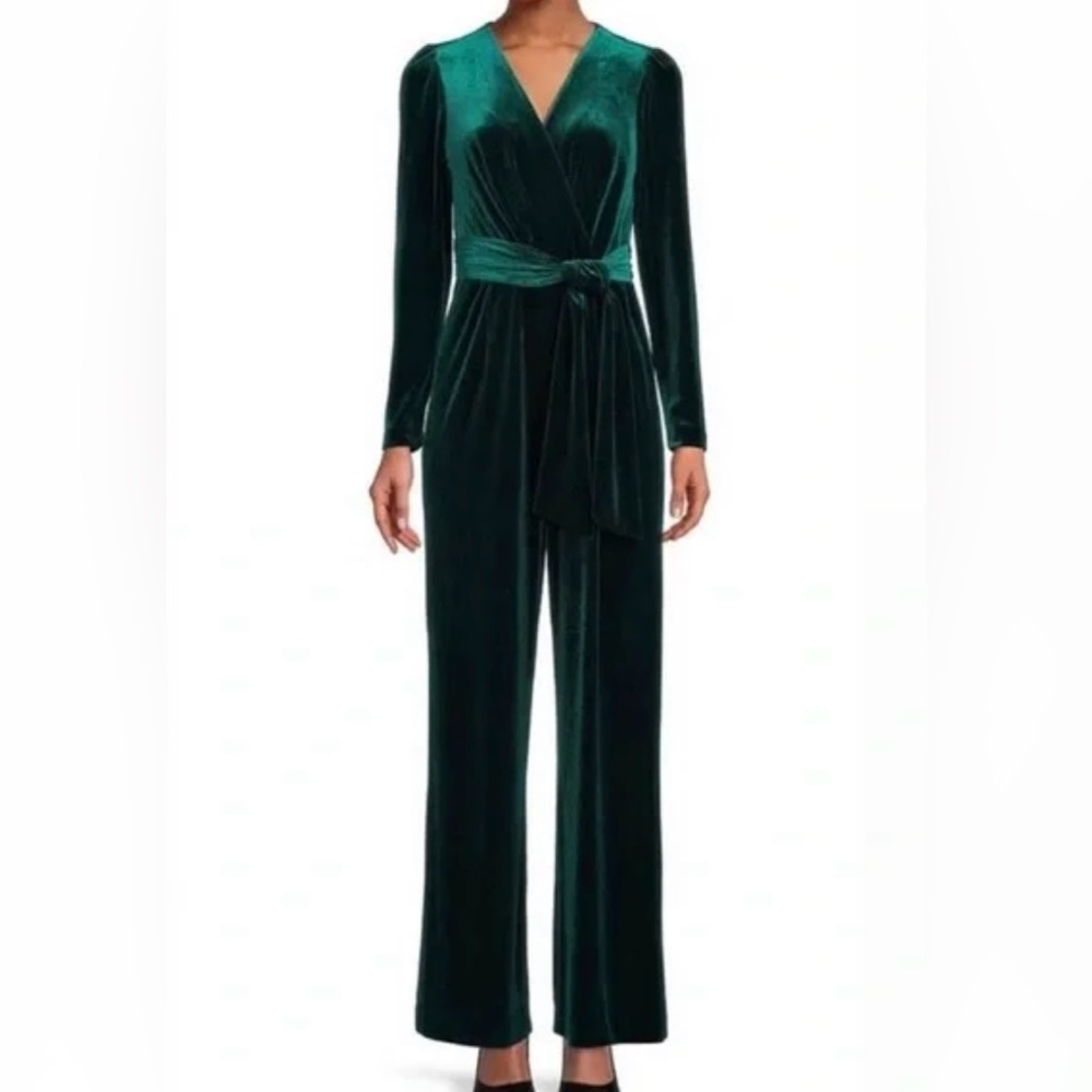 Antonio Melani Green Velvet Romper Pantsuit Jumper NWT 💖
